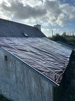 Bâche de protection de toiture